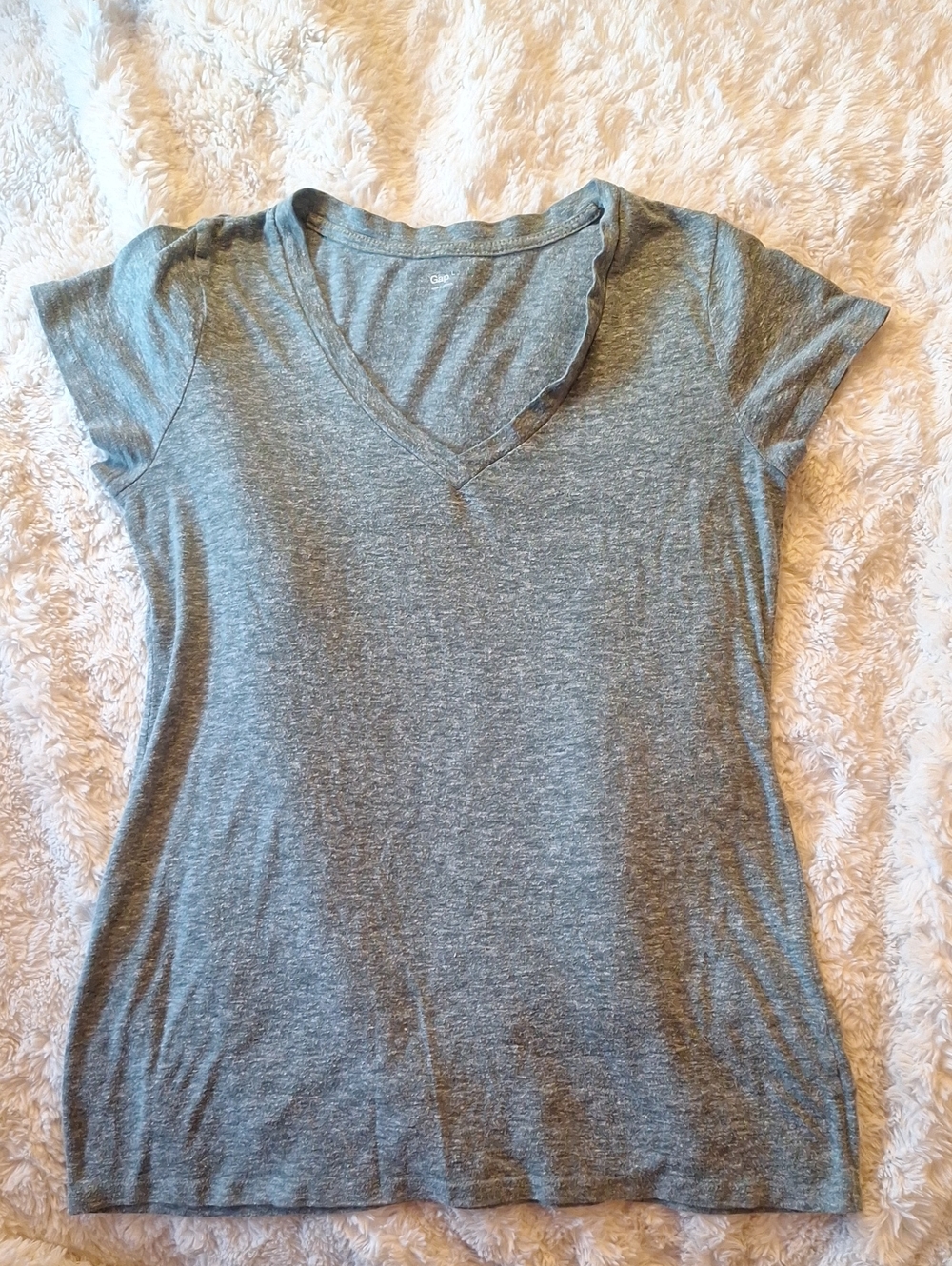 GAP Heather Green V-Neck Short Sleeve Tee